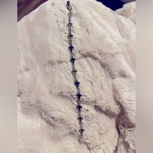 Cross bracelet 6.5”